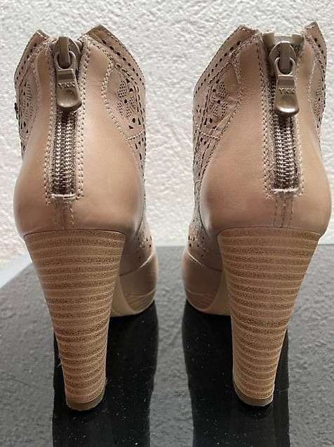 Scarpe da donna: Sommer Stiefel in Leder – Usato da Solothurn venduto da Deinze 3