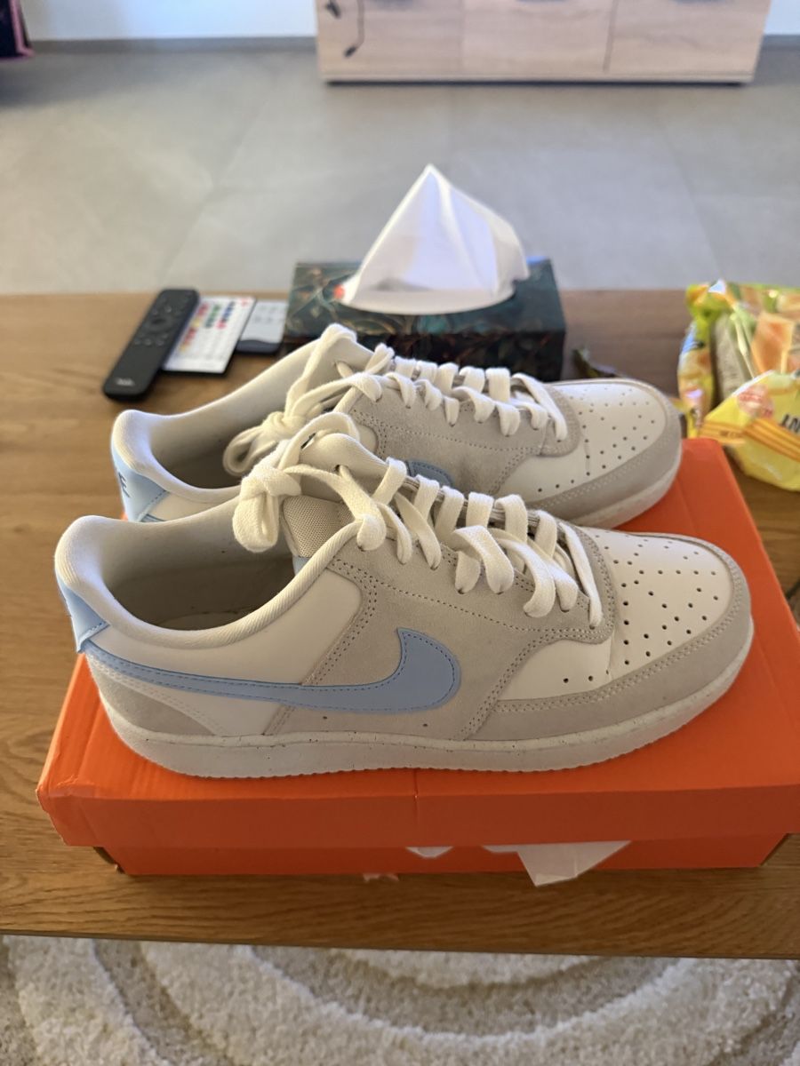 Nike Scarpe da donna: NIKE Court Vision Low – Nuovo (secondo la descrizione) da Güttingen venduto da JeffreyGucc