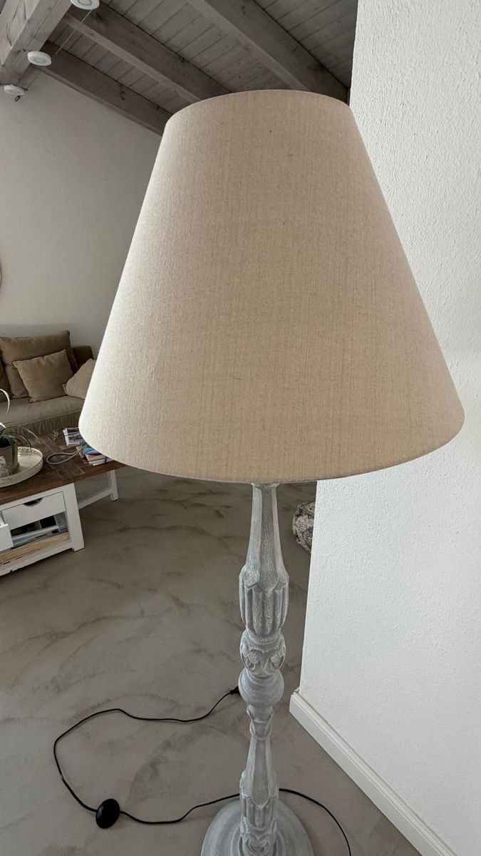 Lampes: Ständerlampe – D'occasion à Pfaffhausen par Dvegas 2