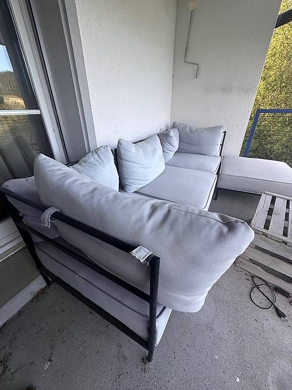 Sofas: Gartensofa mit Hocker, 4-teilig, grau, Gebraucht – Gebraucht aus Russikon von bienchenbee 3