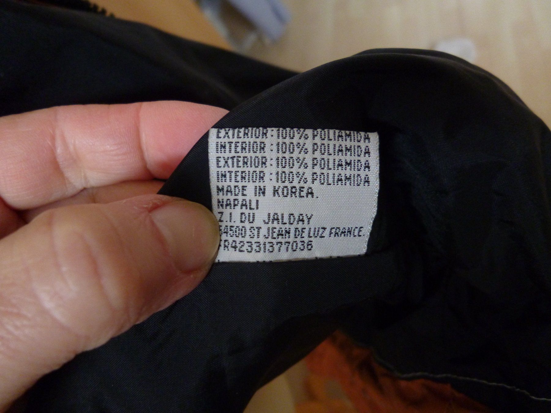 Quiksilver Giacche: VINTAGE Quiksilver Regenjacke orange Jacke Gr. L – Usato da Dättlikon venduto da Mamakuga 7