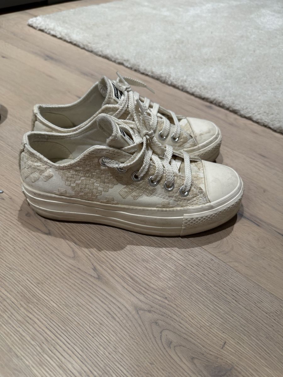 Converse Scarpe da donna: Converse All Star Gr. 36 – Usato da Näfels venduto da mar_2ptp 1