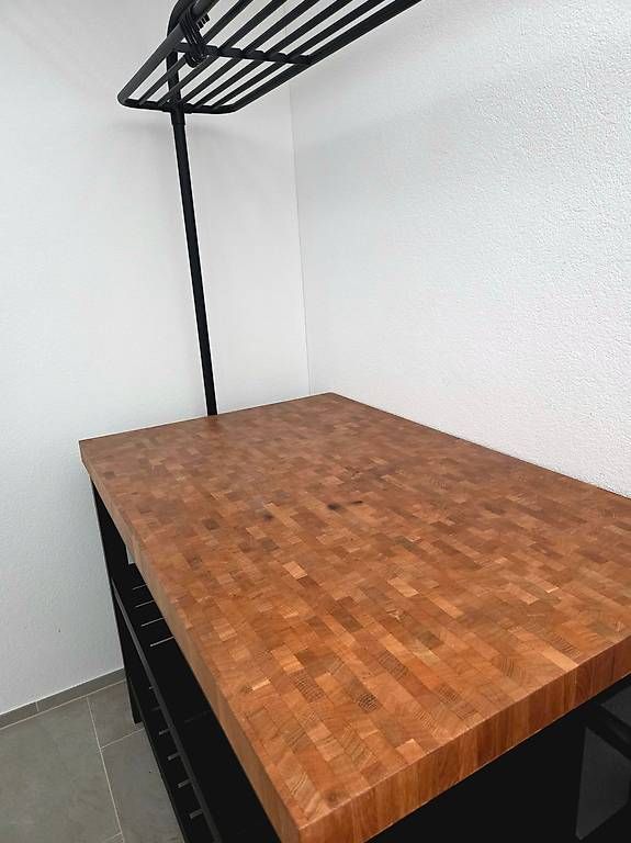 Ikea Cucine complete: IKEA VADHOLMA Kücheninsel mit Gestell – Usato da Werdenberg venduto da reyvne 3