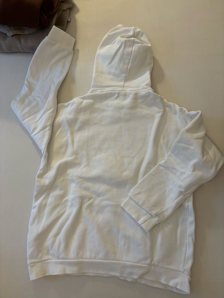 Pullover & Sweatshirts: Weisser Pullover xs yourturn – Gebraucht aus Winterthur von beijaflor777 3