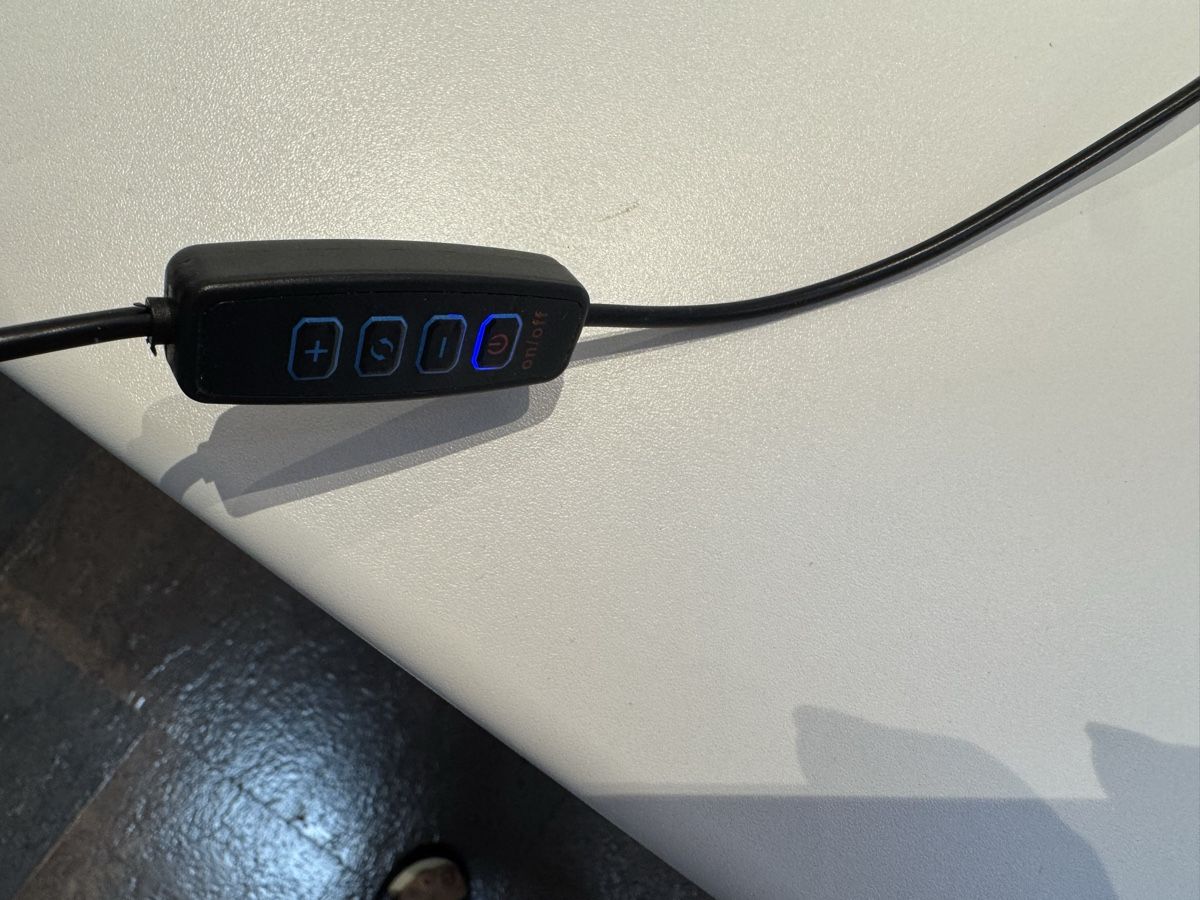 Altro per Ottica: Lupe mit LED Ringlicht, super Zustand! – Usato da Kappel SO venduto da bea_86h2 3