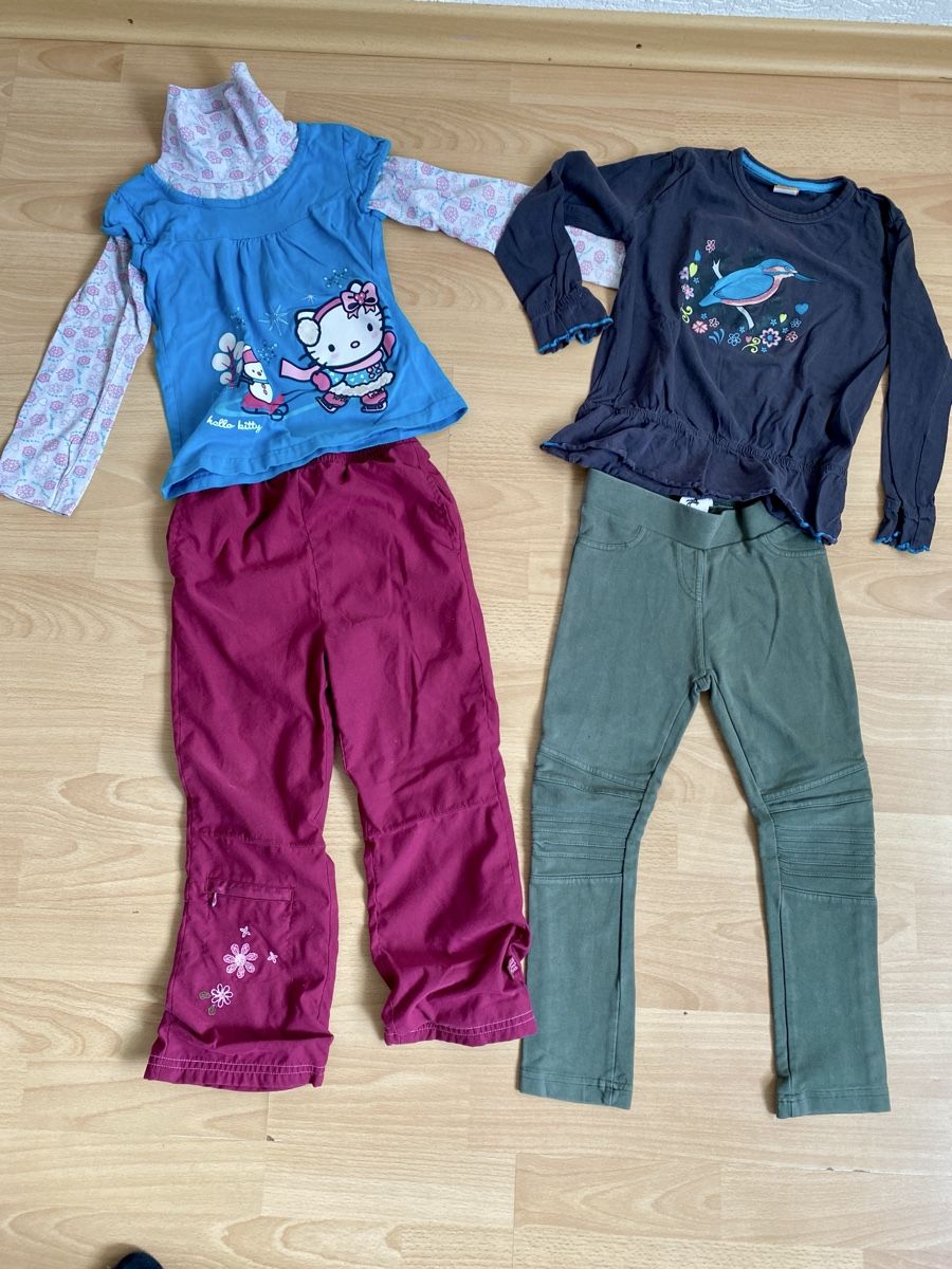 Lotti & Set di vestiti: Kleiderpaket Mädchen Grösse 110/116 – Usato da Brütten venduto da Acutis2006 1