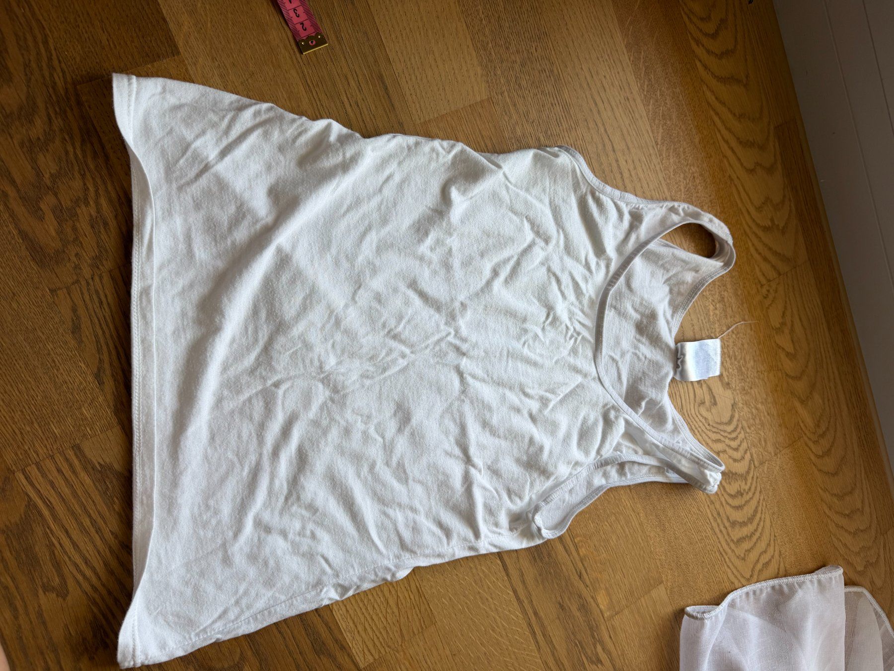 Top: Damen Tanktop weiss – Usato da Riehen venduto da ann_76jw