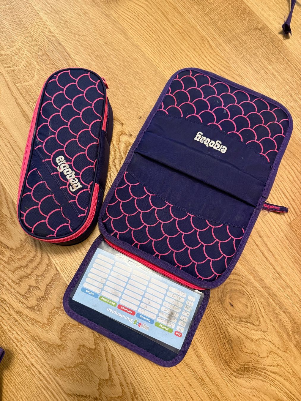 Ergobag Sacs & sacs à dos: Ergobag Pack Schulranzen-Set – D'occasion à St. Gallen par mirnes84 7