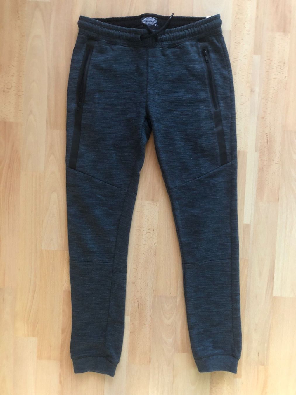 C&A Pantaloni: C&A JUNGE TRAININGSHOSE DUNKELBLAU tg.164 – Usato da winterthur venduto da MEAhealingBrush