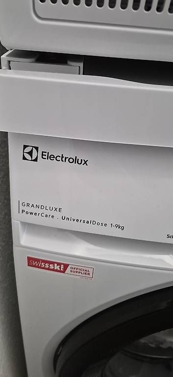 Tutti gli attrezzi: Kit de superposition neuf Electrolux  – Usato da Collombey venduto da spi_6wgt