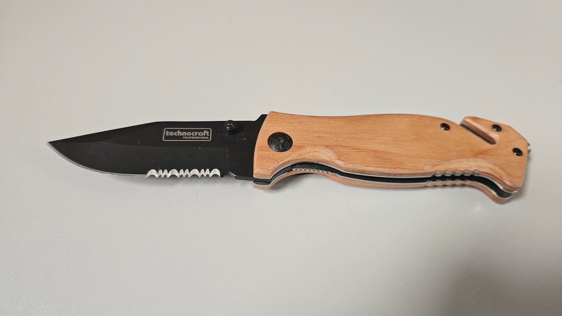 Accessori: Klappmesser mit Holgriff und Gurtschneider – Nuovo e nell'imballaggio originale da Koppigen venduto da Bracher_Mail-House