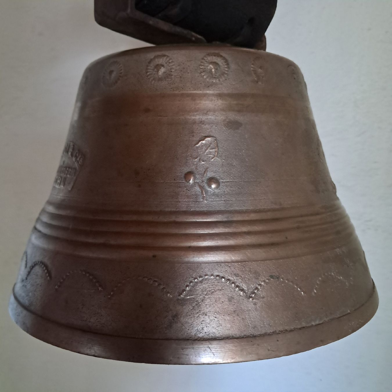 Campanacci mucche: ALTE BIAGGI GLOCKE ab 2Fr.!! – Usato da Murten venduto da SHETHOF 3