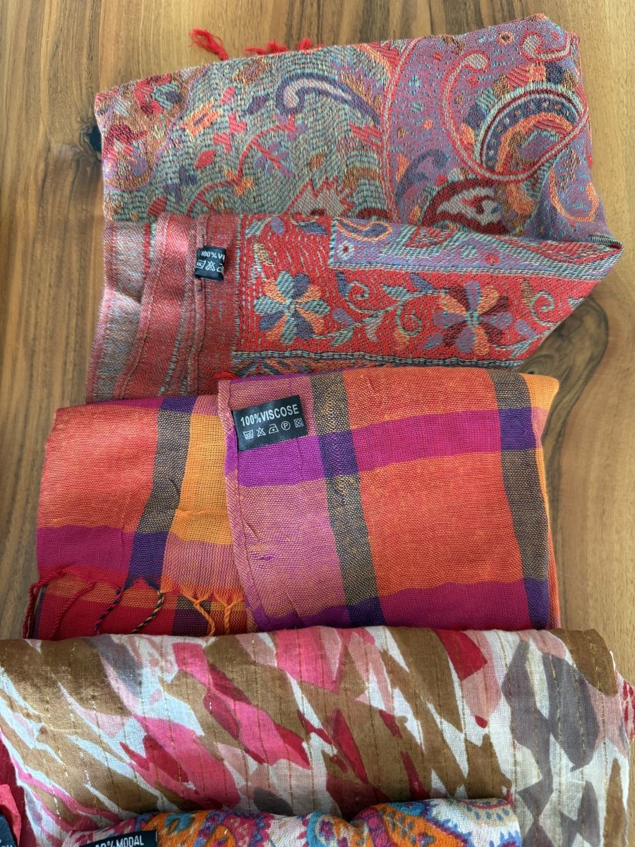 Foulard & Sciarpe: Schalset, 9 Stück, Seide, Viskose, Mod – Usato da Bellmund venduto da estrella01 4