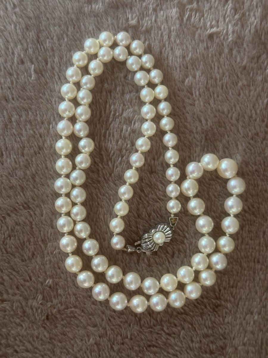 Catenine: Vintage Perlenkette mit Goldverschluss – Usato da Herbriggen venduto da Sehrazade 4