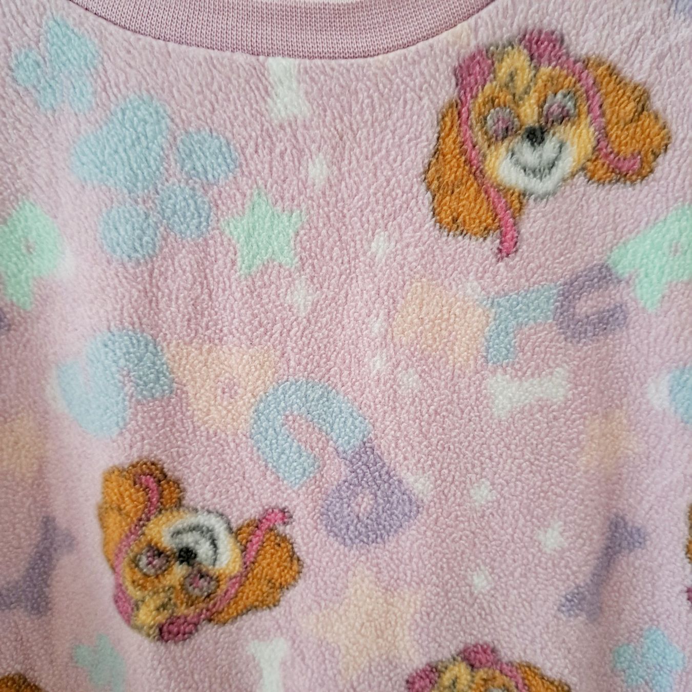 C&A Maglioni & Felpe: Fleece Pullover in Grösse 122 – Nuovo (secondo la descrizione) da Ostermundigen venduto da sedel_ 2