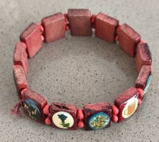 Trachten-Holzarmband mit alpin. Souvenir-Motiven Oktoberfest