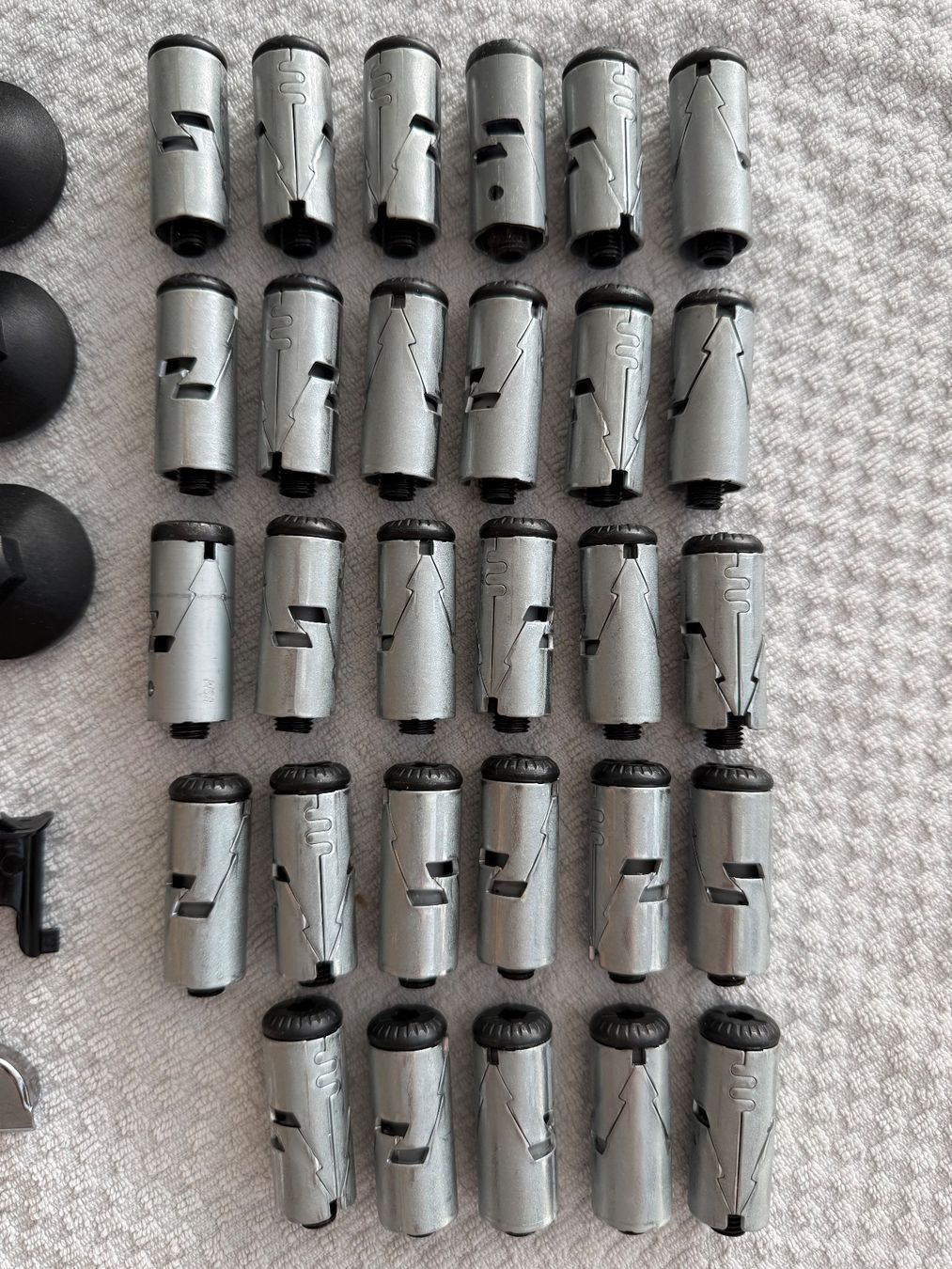 USM Armoires: Diverses USM Kleinmaterial – D'occasion à Brütten par Hst1 1