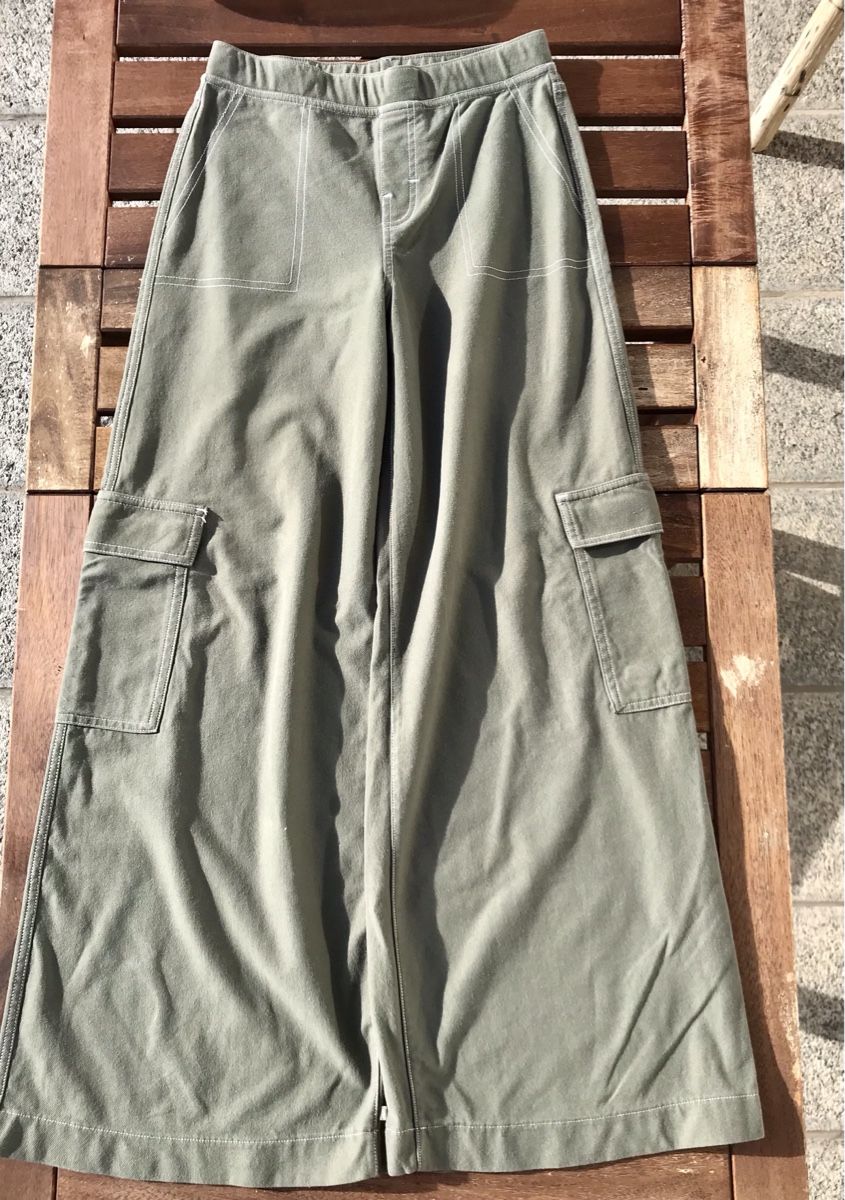 Pantaloni: Pantalon kaki H&M, taille 158 – Usato da Neuchâtel venduto da Virg30