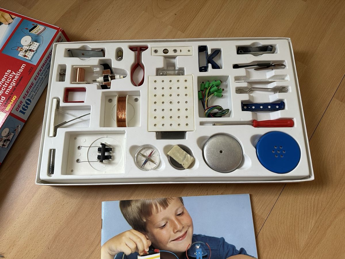 Kit di costruzioni: Der kleine Elektrotechniker  – Nuovo (secondo la descrizione) da Oberengstringen venduto da Affeier0 2