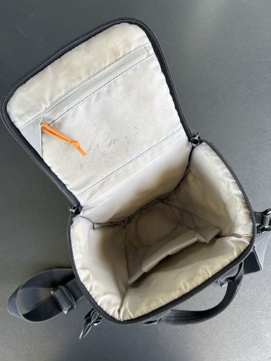Lowepro Borse: Lowepro Revolvertasche Toploader Zoom 55 AW II – Usato da Port venduto da Matlynx 2