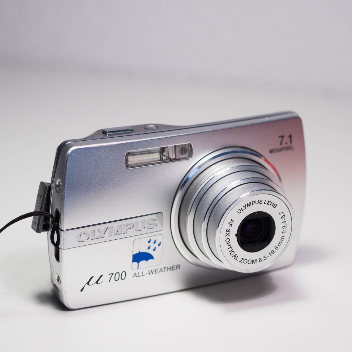 Olympus Kamera: Olympus µ700 Digitalkamera – Gebraucht aus Thörishaus von vintagger 2