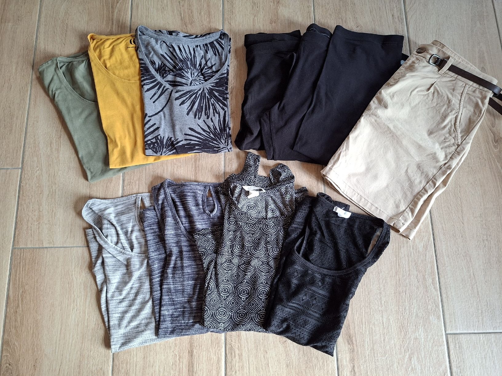 Kleiderpakete: Kleiderpaket Damen Gr.36/38 – Gebraucht aus Schüpfheim von lin_p7wr