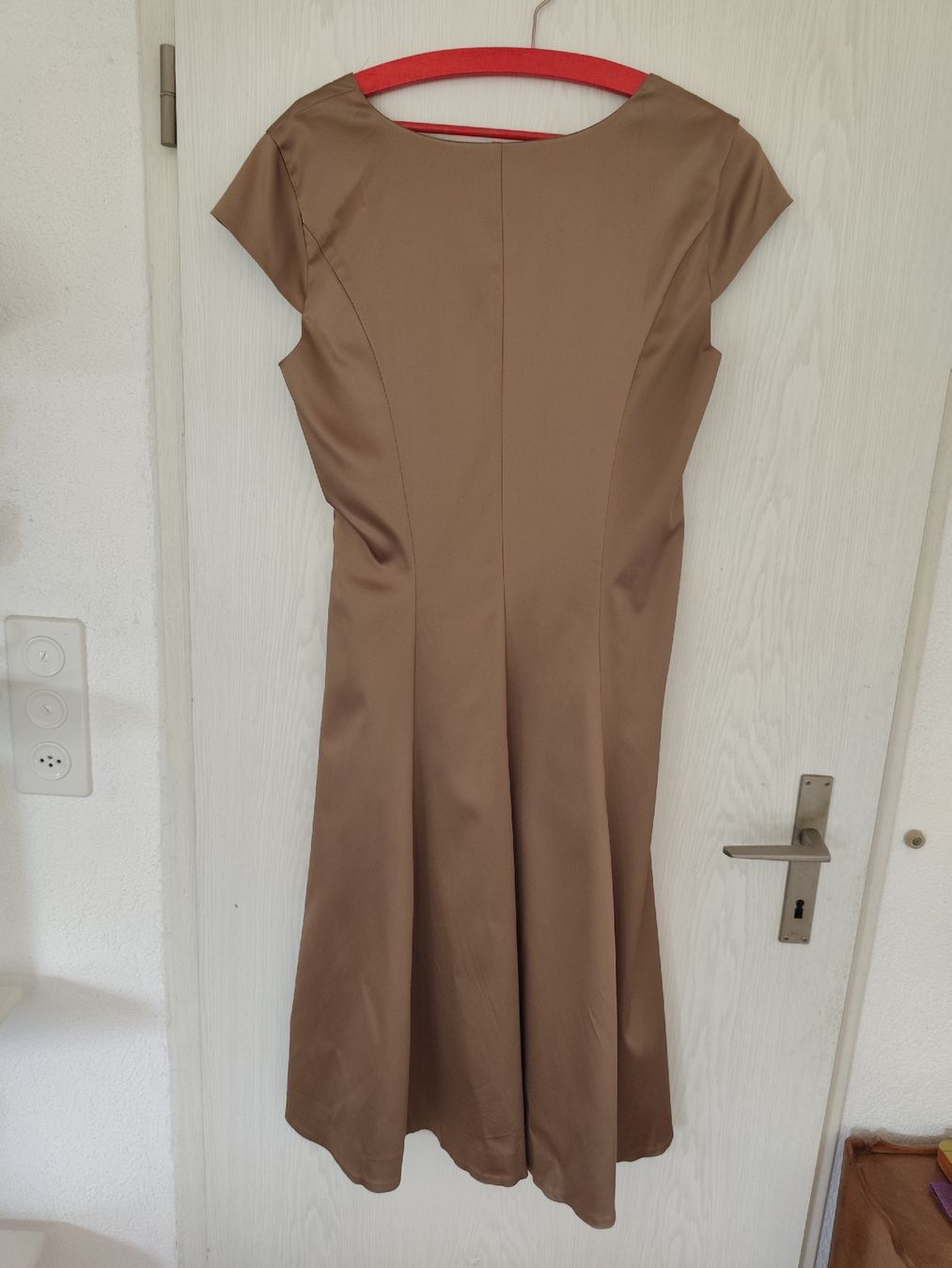 Kleider: Festkleid – Gebraucht aus Wallisellen von Maestro01 1