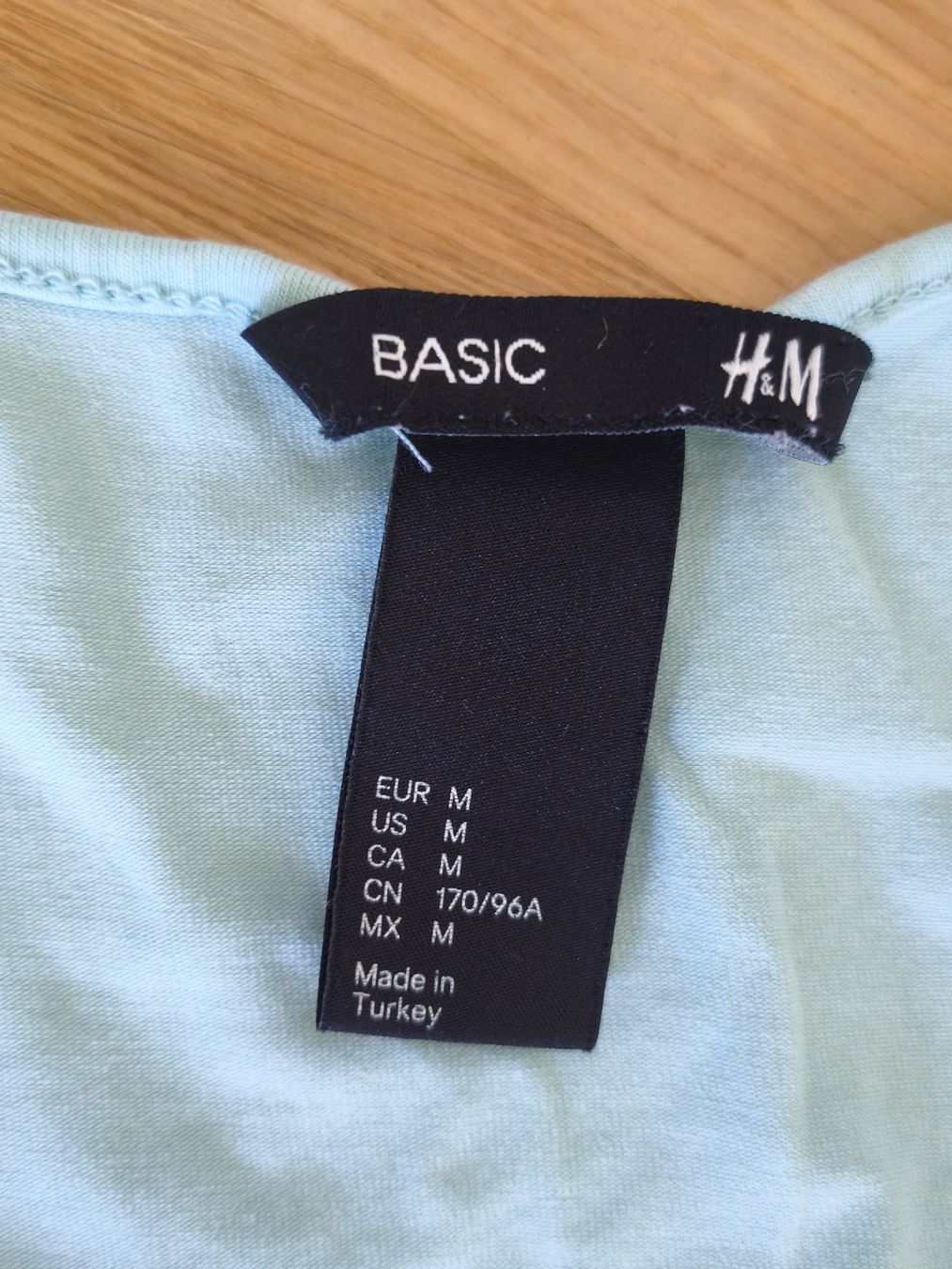 H&M Tops: Basic Top H&M Grösse M hellblau neuwertig – Neuf (Voir description) à KRIENS par Franzy_Blond10 3