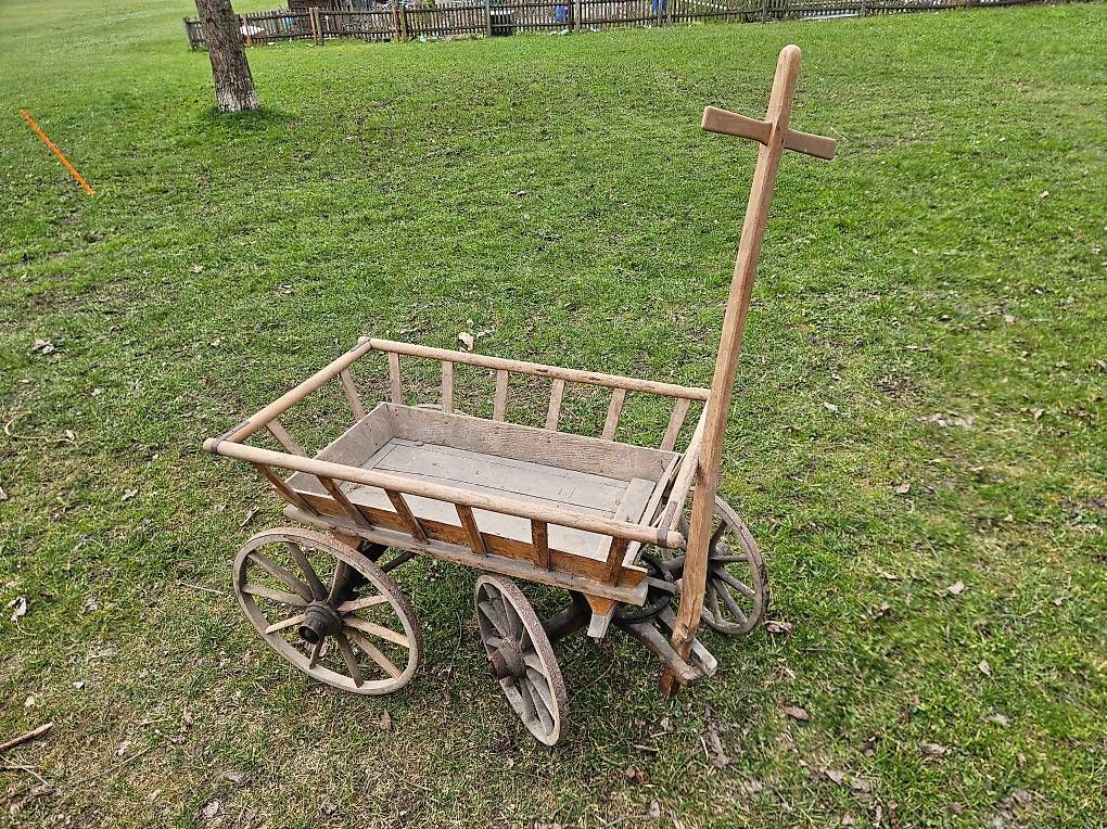 Fahrzeuge für Kinder: Holz-Leiterwagen  – Gebraucht aus St. Gallen von Derhammer