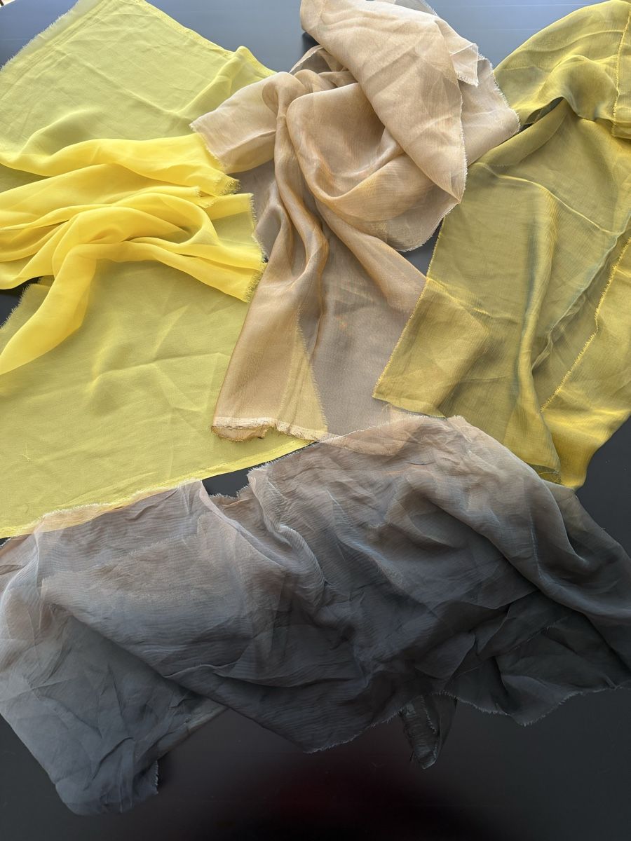Tessuti: Stoffpakete Seide/Chiffon  – Nuovo (secondo la descrizione) da Winterthur venduto da tat_ky5h
