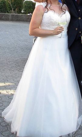 Brautkleid Kurzgrösse