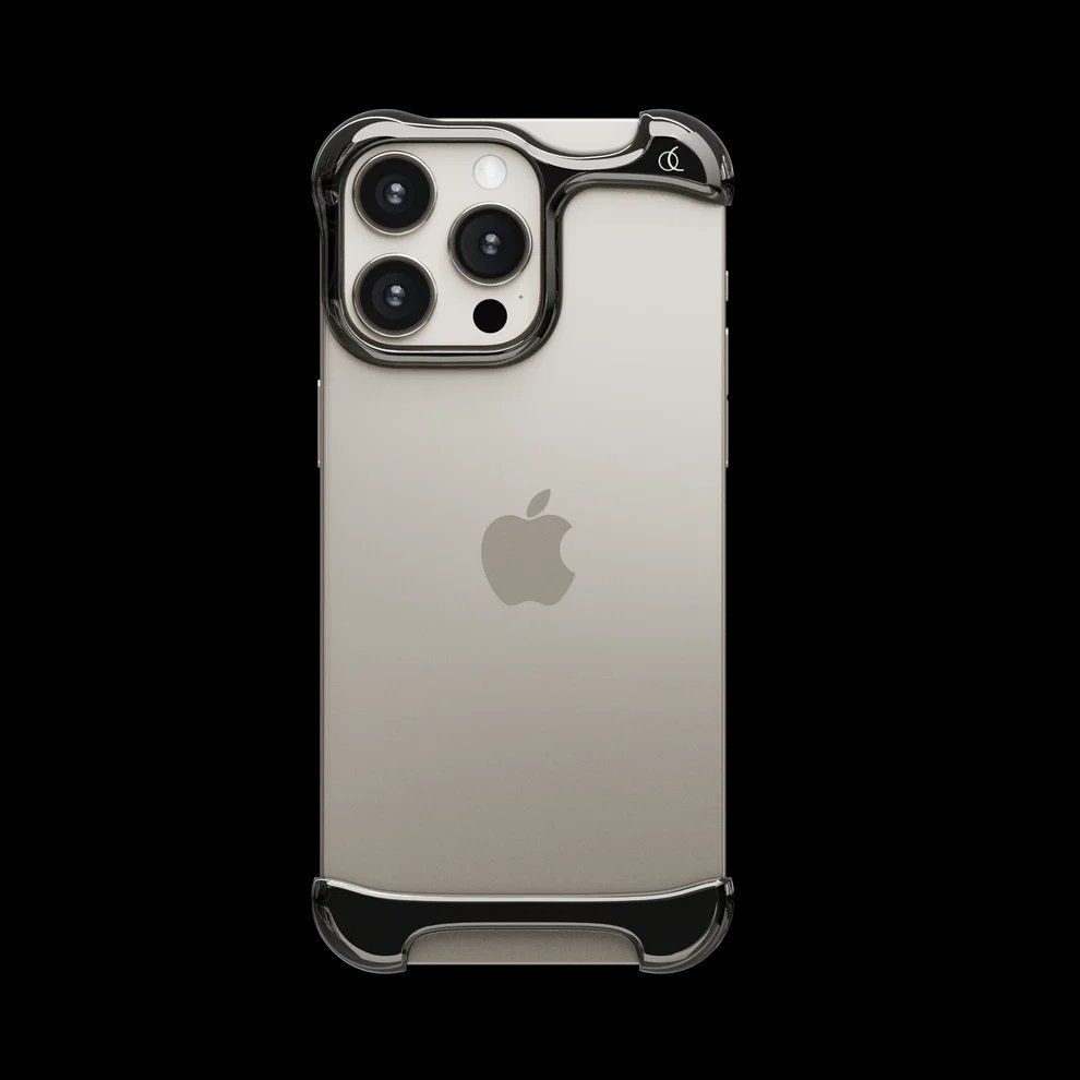 Apple Portables: iPhone 16 Pro Max 1 TB Natural Titanium + Case – D'occasion à Bellinzona par nikita.webp 2