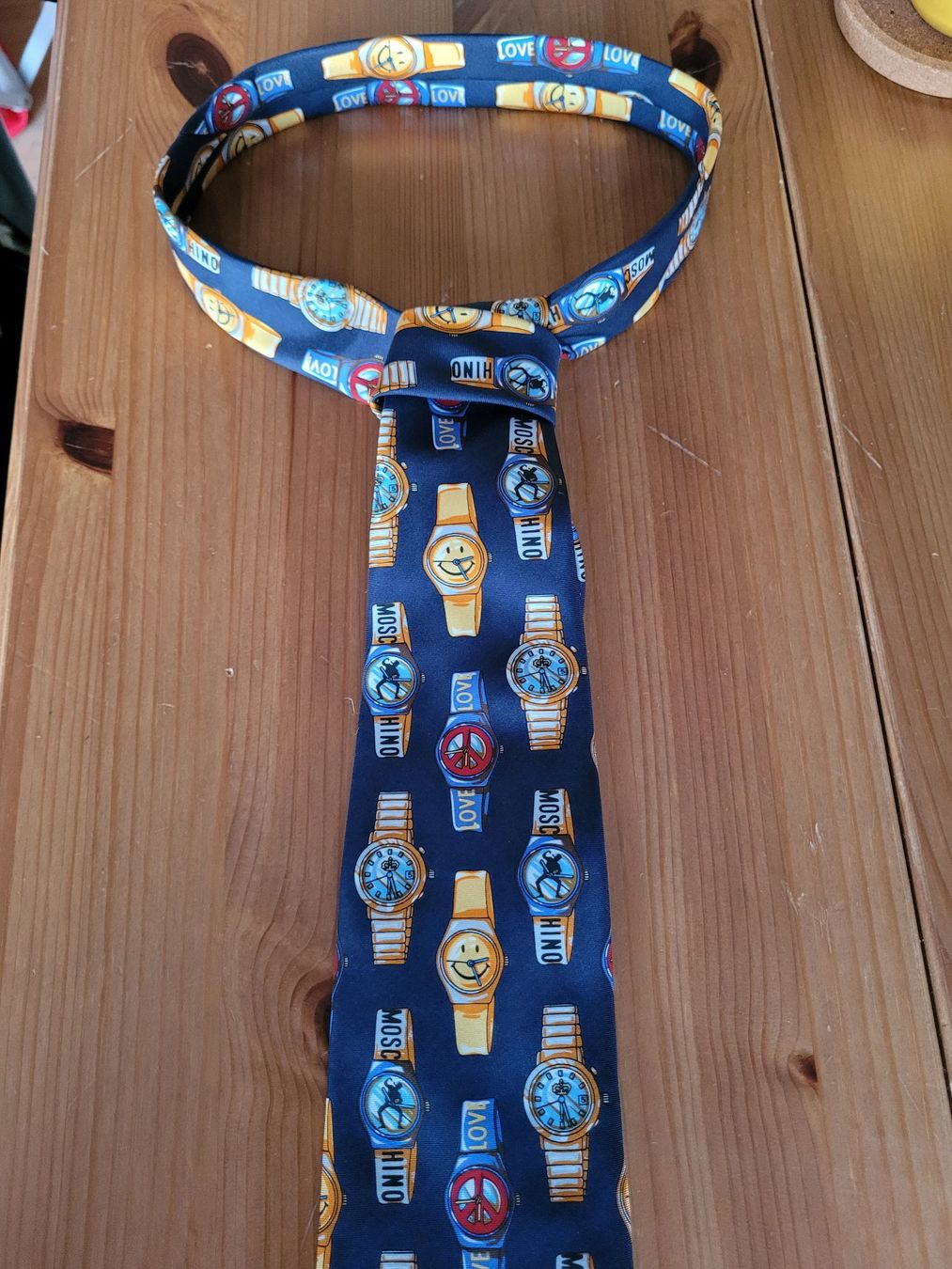 Moschino Cravatte: Moschino Krawatte – Usato da Winterthur venduto da Annie-Hall 3