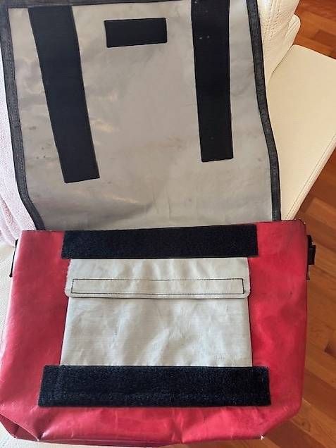 Borse: Freitag-Messengertasche – Usato da Ennetbaden venduto da bellini01