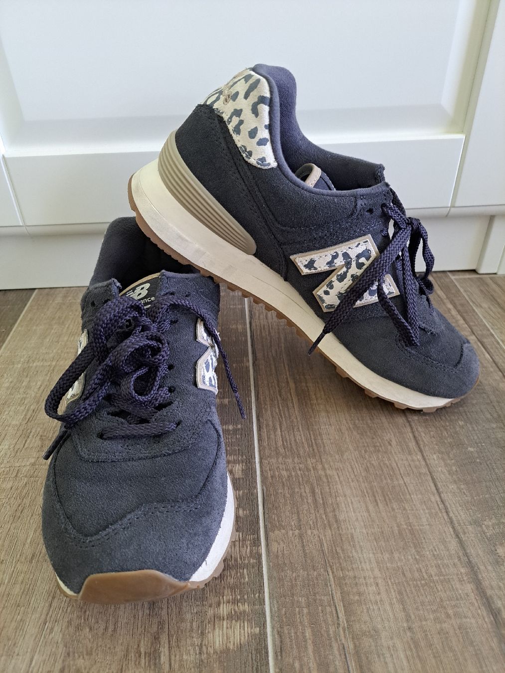New Balance Scarpe da donna: Baskets New Balance 574 - Pointure EU 37.5 / U – Nuovo (secondo la descrizione) da Chavannes-de-Bogis venduto da joe_videogames