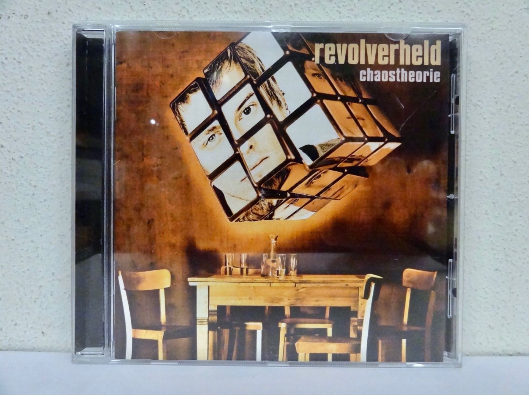 CDs: CD REVOLVERHELD / CHAOSTHEORIE – D'occasion à Kerzers par djstarsky73