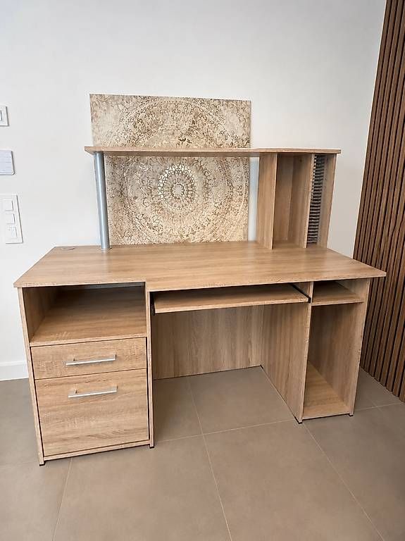 Schreibtische: Bureau en bois – Gebraucht aus Conthey von arn_bv7m 1