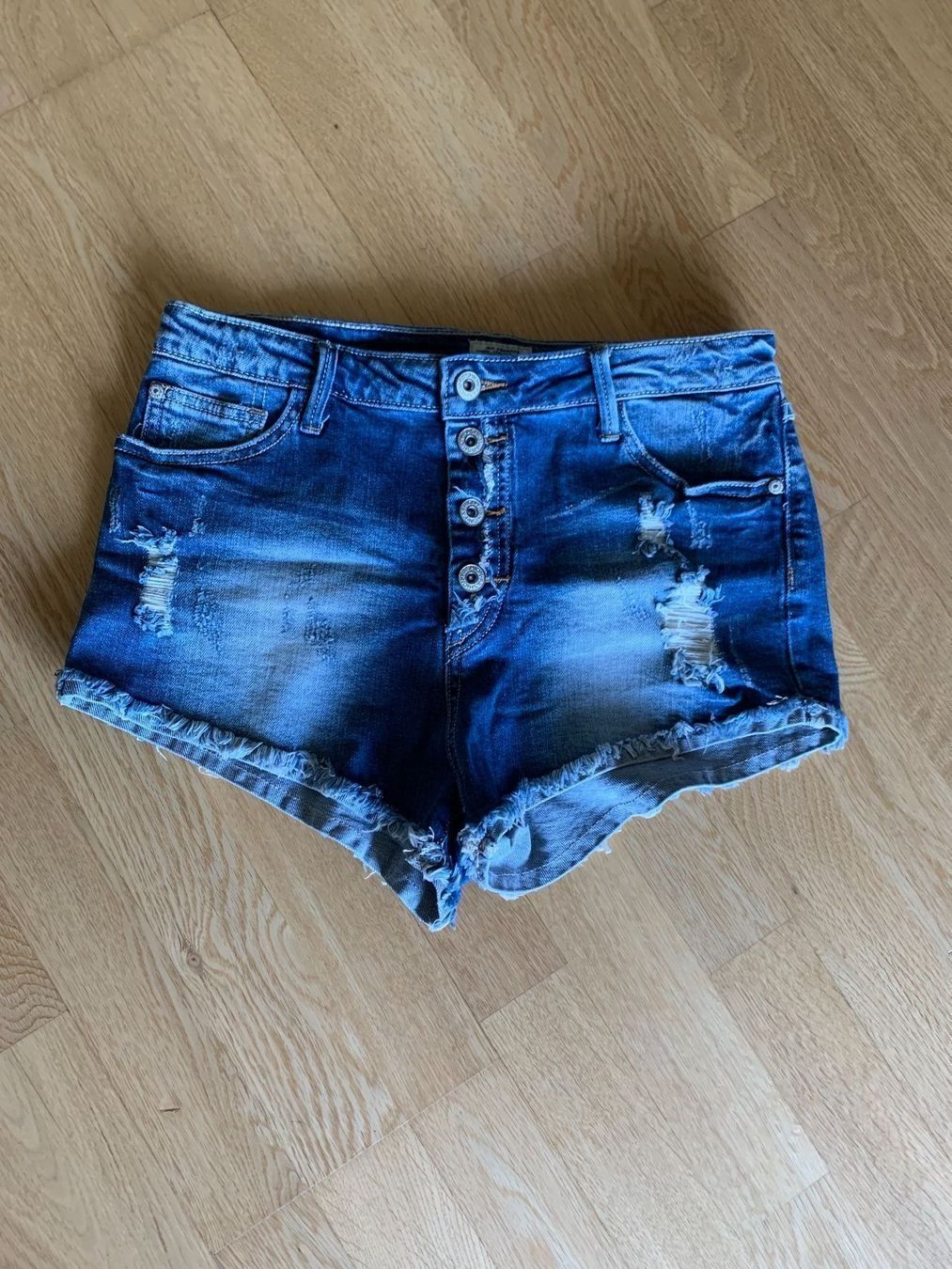 Jeans: Jeans Shorts Damen, Gr.38, NEU – Neu (gemäss Beschreibung) aus Aesch BL von Micimacko-4 1