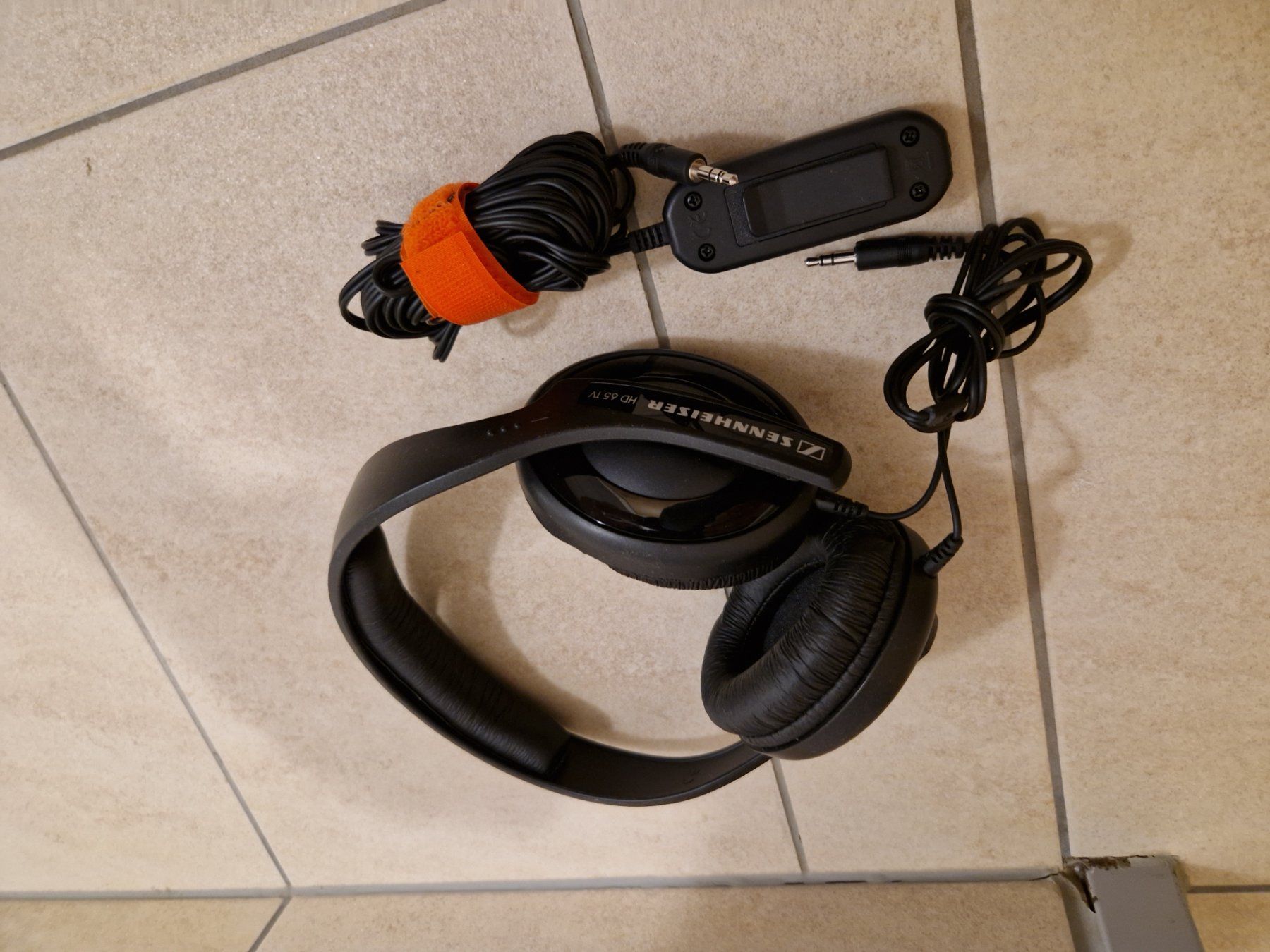 Sennheiser Casques audio: Kopfhörer Sennheiser HD 65 TV – D'occasion à Benken SG par Sherco-01 1