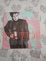 45 tours Kim Wilde – You Keep Me Hangin’ On / Loving You – M