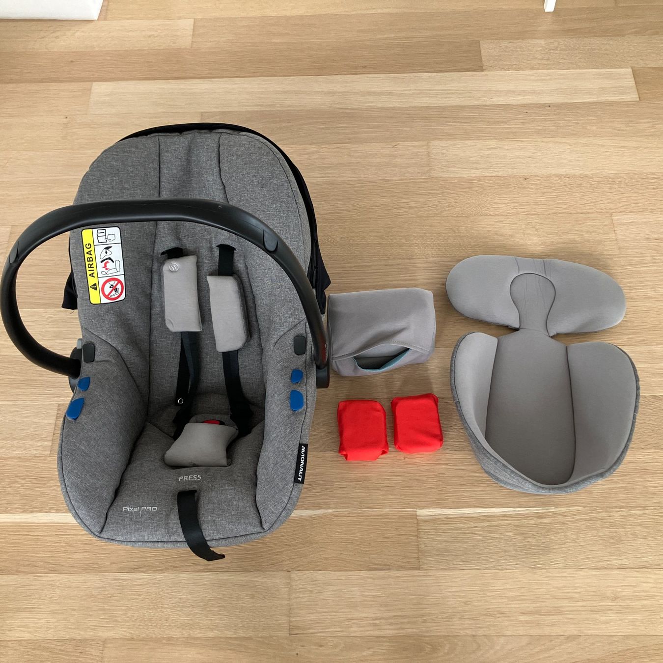 Seggiolini per auto: Avionaut Pixel Pro in Grau – Usato da Zürich venduto da tscherel