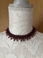 Halskette Glas-/Kunststoffperlen schwarz rot (Gothic?)