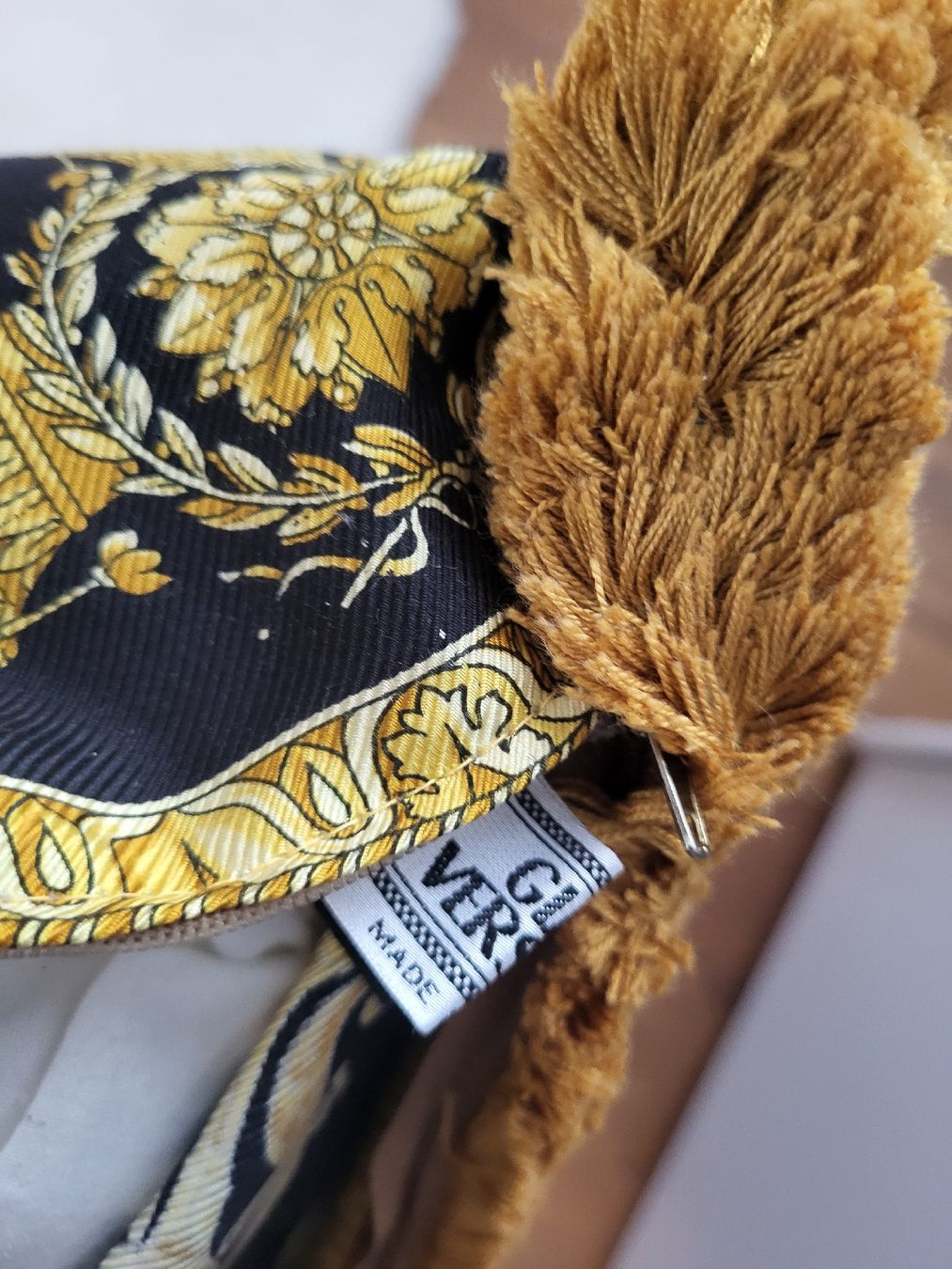 Versace Kissen: Versace Atelier – Neu (gemäss Beschreibung) aus Fruthwilen von Mostro-Medusa 5