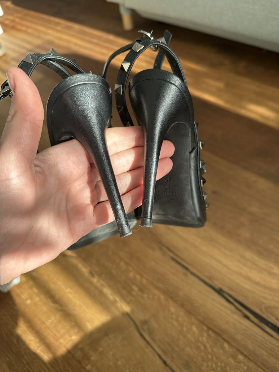 Valentino Scarpe da donna: Valentino pums, size 40 – Nuovo (secondo la descrizione) da Küssnacht am Rigi venduto da hor_dpb7 4