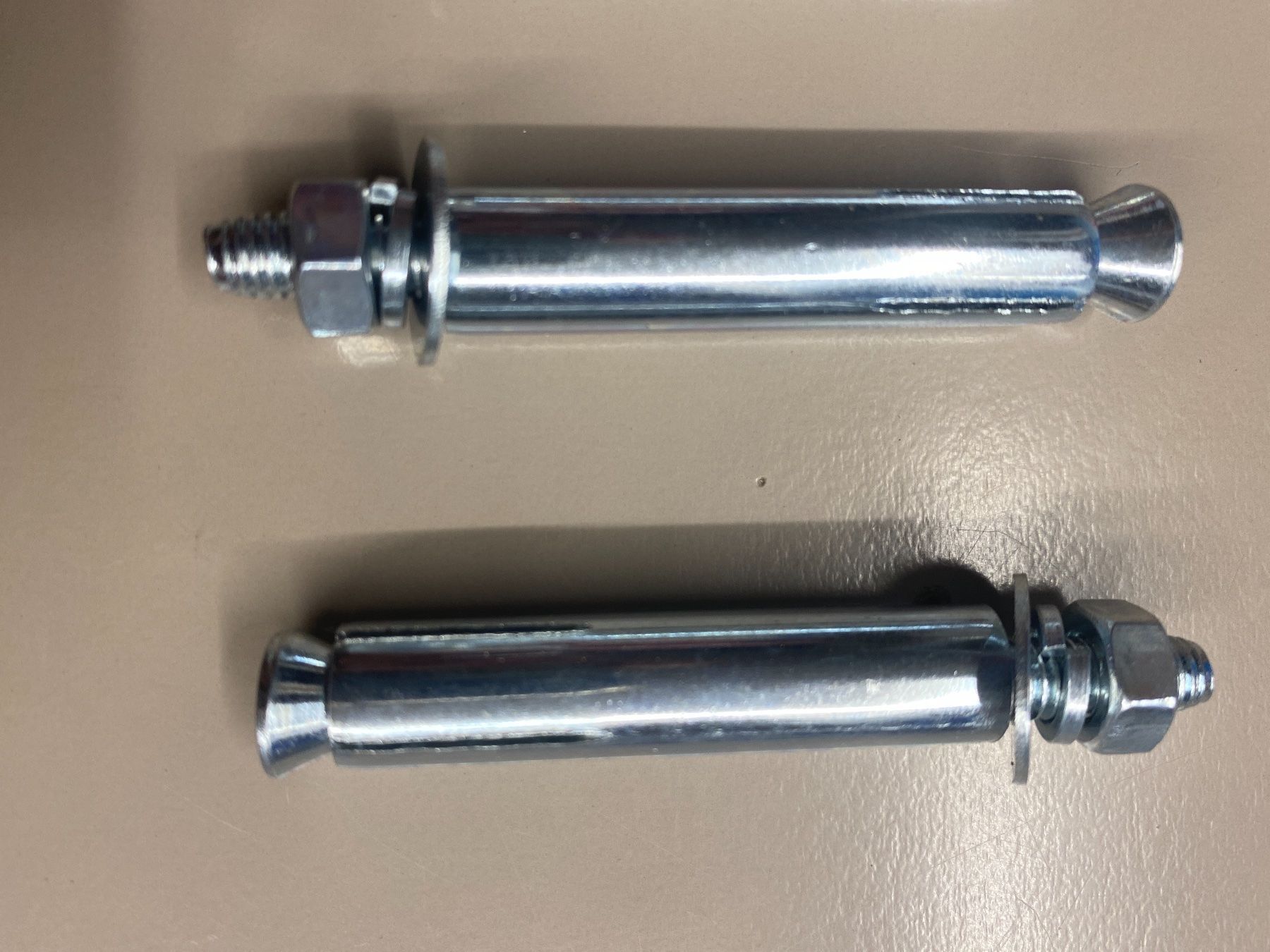 Tutti gli attrezzi: Schwerlastanker M6x65 4 Stk – Nuovo e nell'imballaggio originale da Dietikon venduto da Emoruk 1