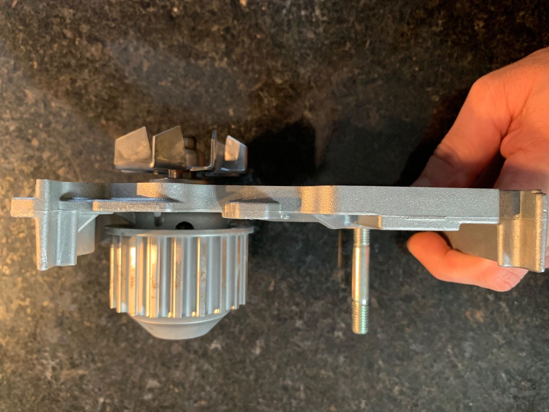 Autos: GRAF PA724A Wasserpumpe – Neu und originalverpackt aus Rorschach von lobosch1 1