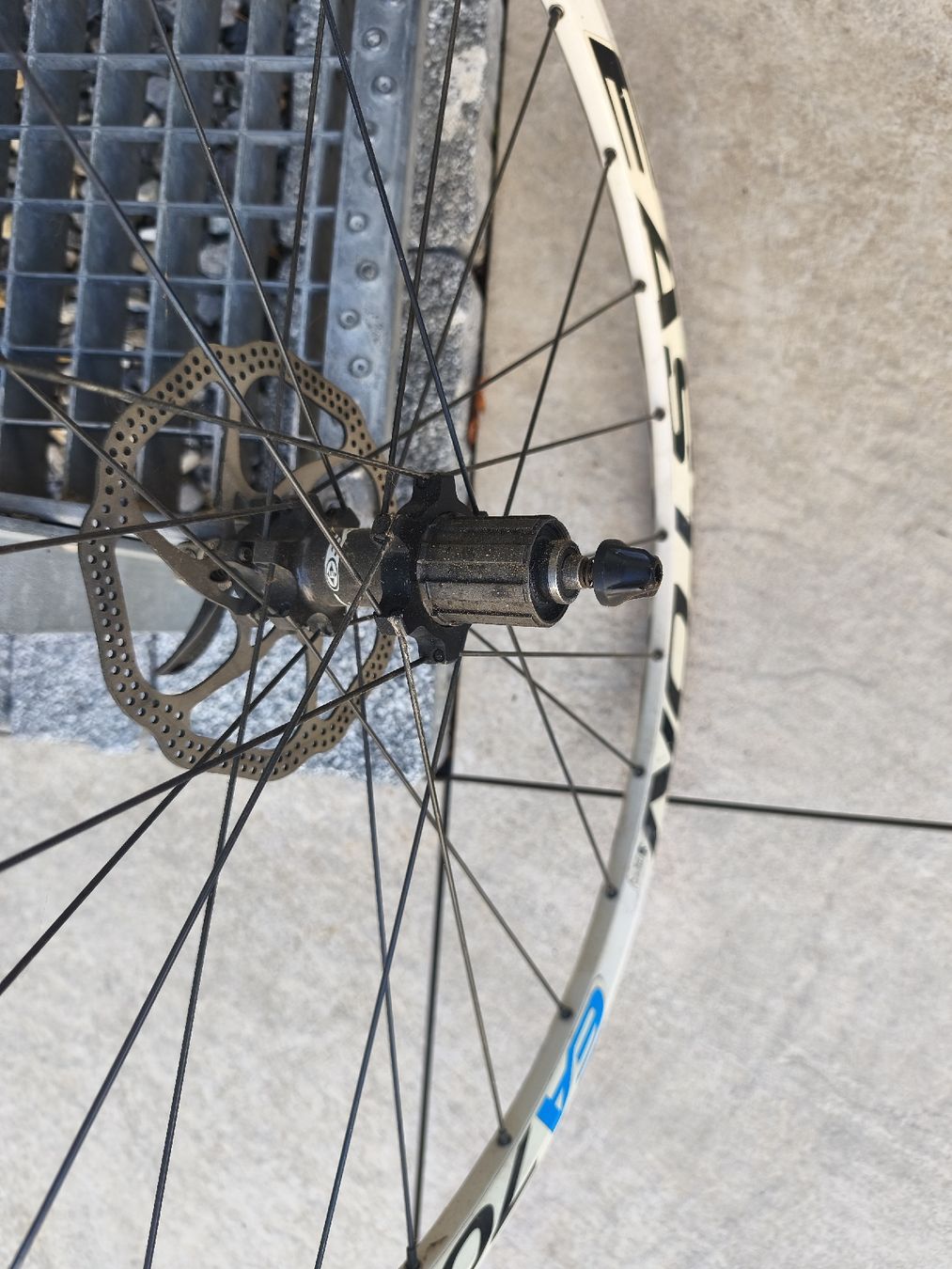 Pièces détachées: MTB Räder 599 x 18 c – D'occasion à Burgdorf par weggu.666 3