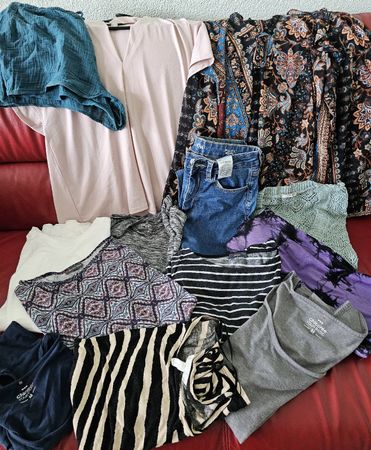 Kleiderpaket Damen Gr.M / 25 Teile ab 1 CHf