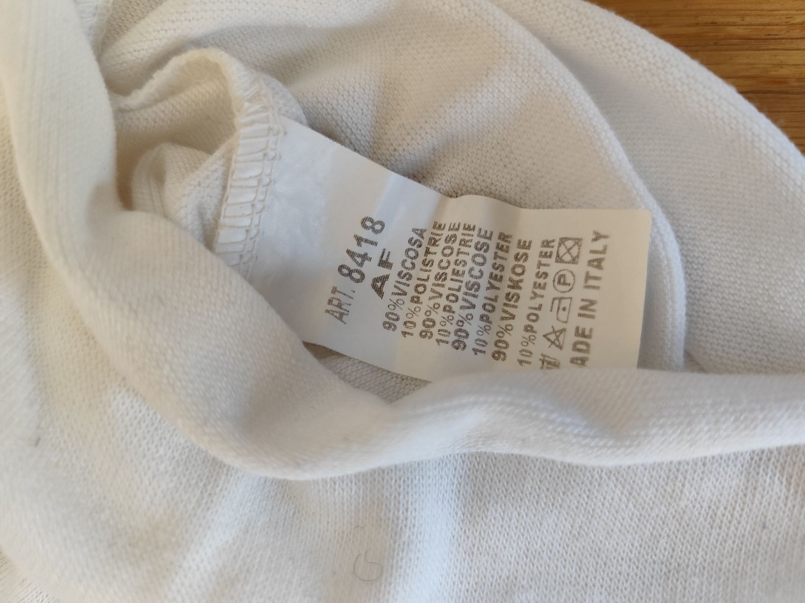 Maglioni & Felpe: Neuwertiger weisser Pullover  – Nuovo (secondo la descrizione) da Rorschach venduto da 669802 2
