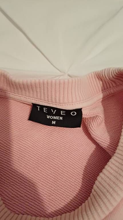 Maglioni & Felpe: Teveo Damenpulli Neu Gr. M – Usato da Rottenschwil venduto da MAFR10 1